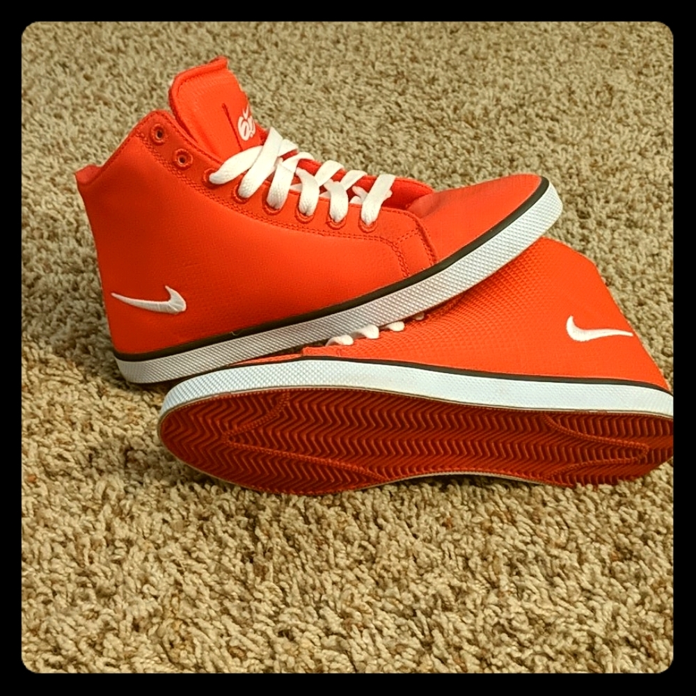 Nike 6.0 women's sneakers